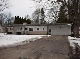 299 Cass River Dr, Caro, MI 48723