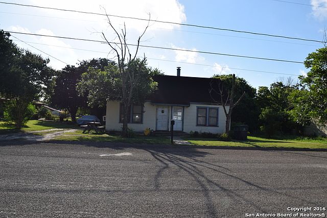 2nd image of 414 N Johnson St