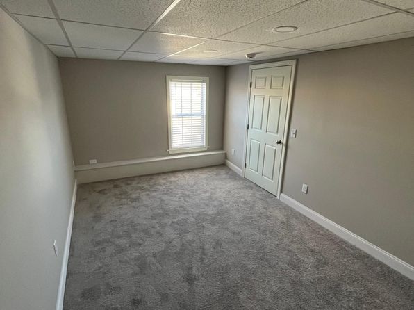 30 Main, Meredith, NH 03253