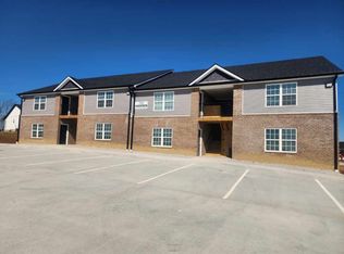 701 Lake Harriette Dr #721, Berea, KY 40403