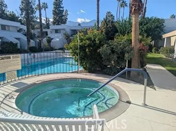 5301 E Waverly Dr Unit 124, Palm Springs, CA 92264