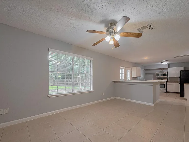 3610 Bee Bayou Ln — Photo 13