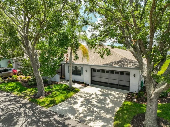 2417 Locksley St, Sun City Center, FL 33573