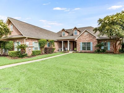 806 Belle Dr, Breaux Bridge, LA, 70517