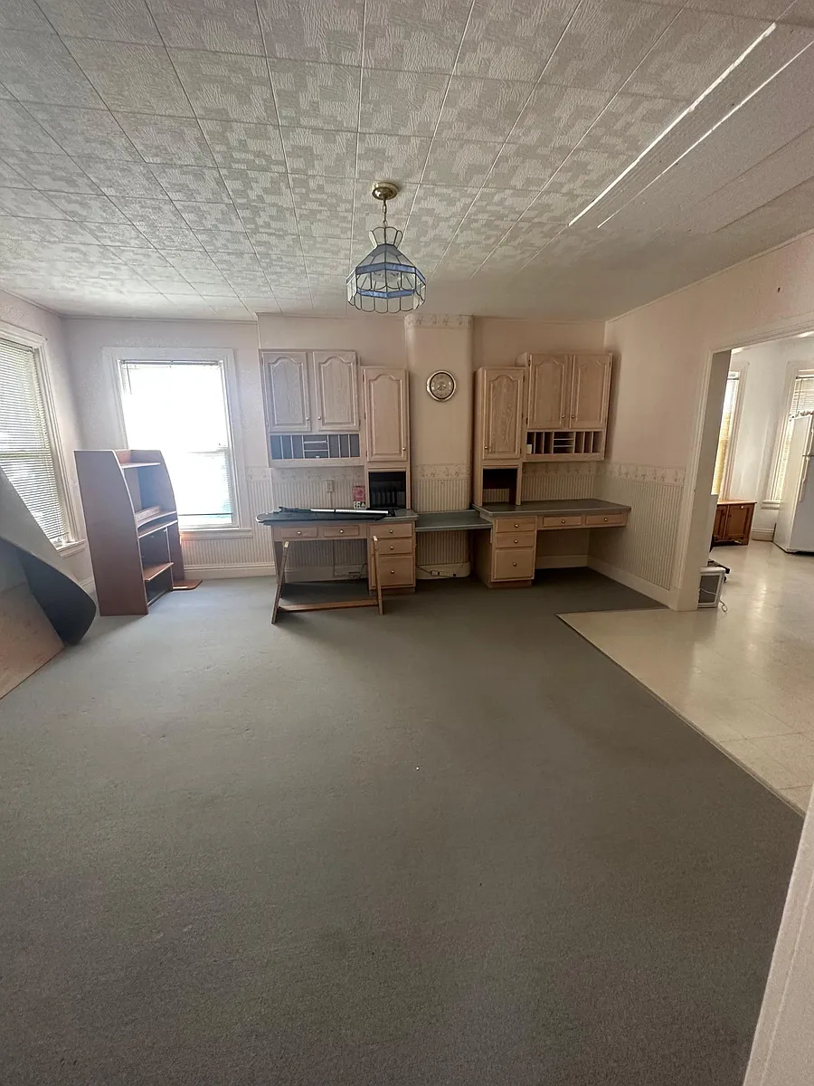 Building Photo - 12-14 Tilton Ave #1