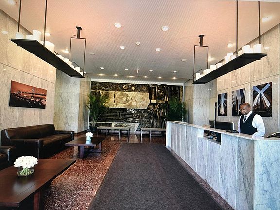3rd image of 201-59 N 8th St #613