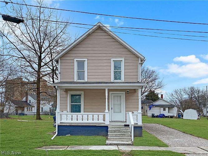 1st image of 323 16th St