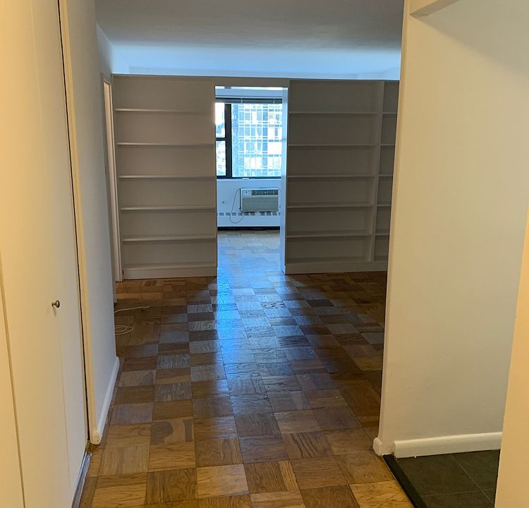 1st image of 330 E 46th St APT 7N