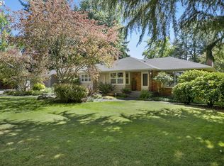 130 SW Ridge Dr, Portland, OR 97219