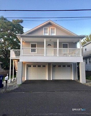 1st image of 140 College Pl