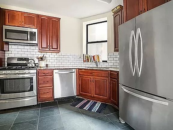 5th image of 370 W 118th St APT 5B