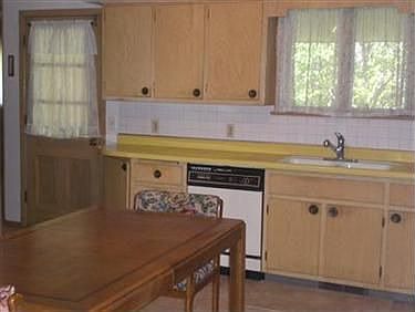 4th image of 537 Parkview Dr