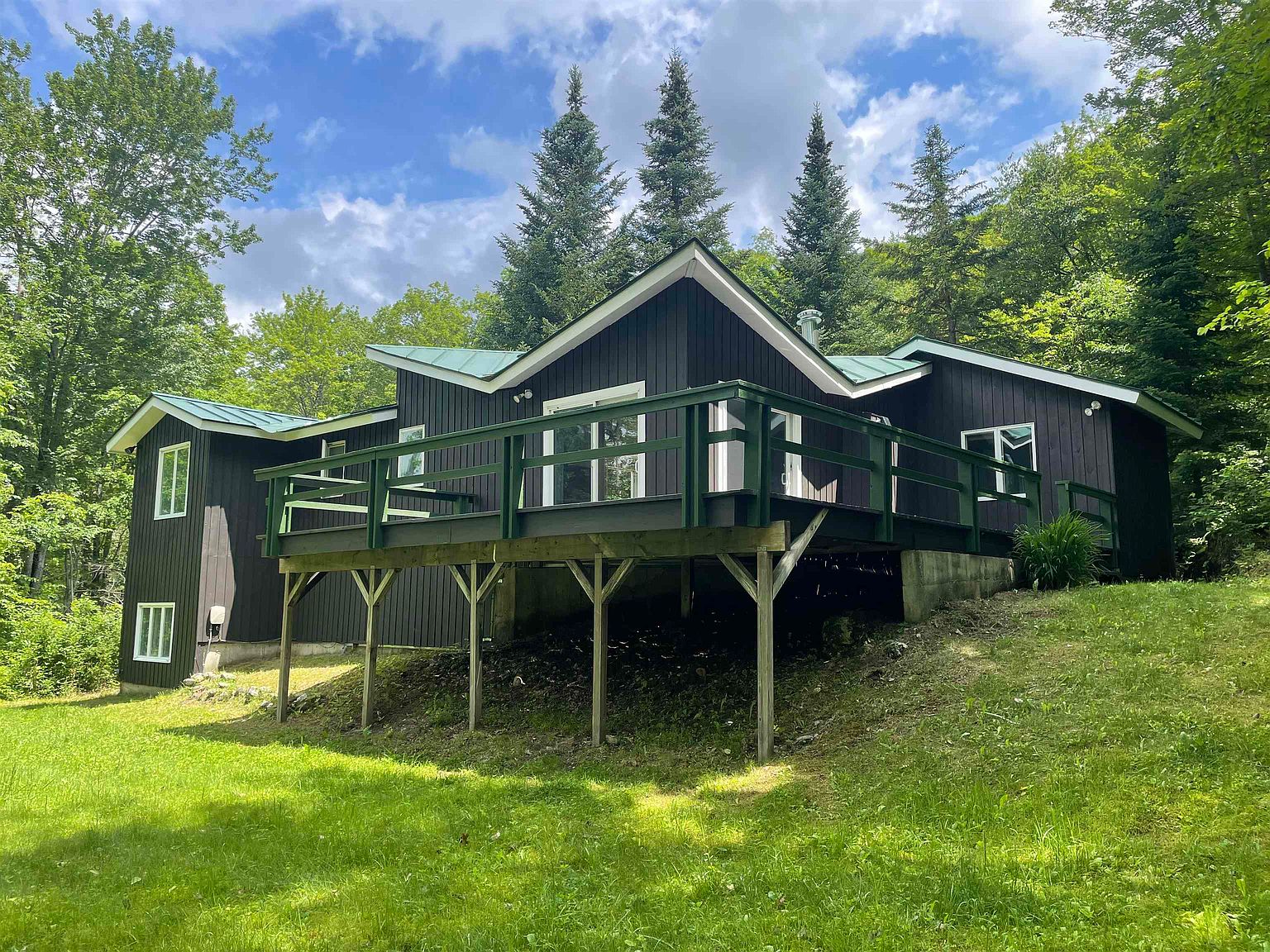 5668 Route 100, Plymouth, VT 05056 Zillow(03)