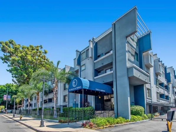 1940 N Highland Ave, Los Angeles, CA