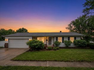 1114 Brentwood Pl, Joliet, IL 60435