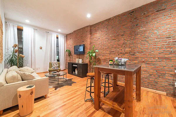 Rented by Southfacing Realty, LLC | media 1