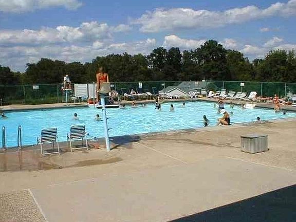 5th image of 123 Newport Rd