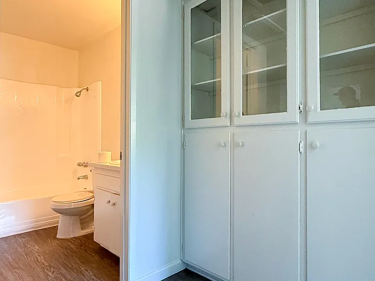 Casa Verde at Canyon Crest Apartments — Photo 4