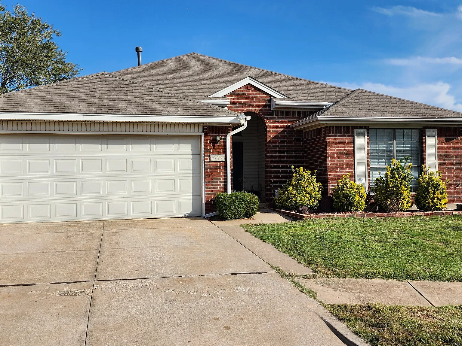 3 bed, 1510 sqft, $1,450 — Photo 1