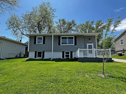 12665 B St Photo 1
