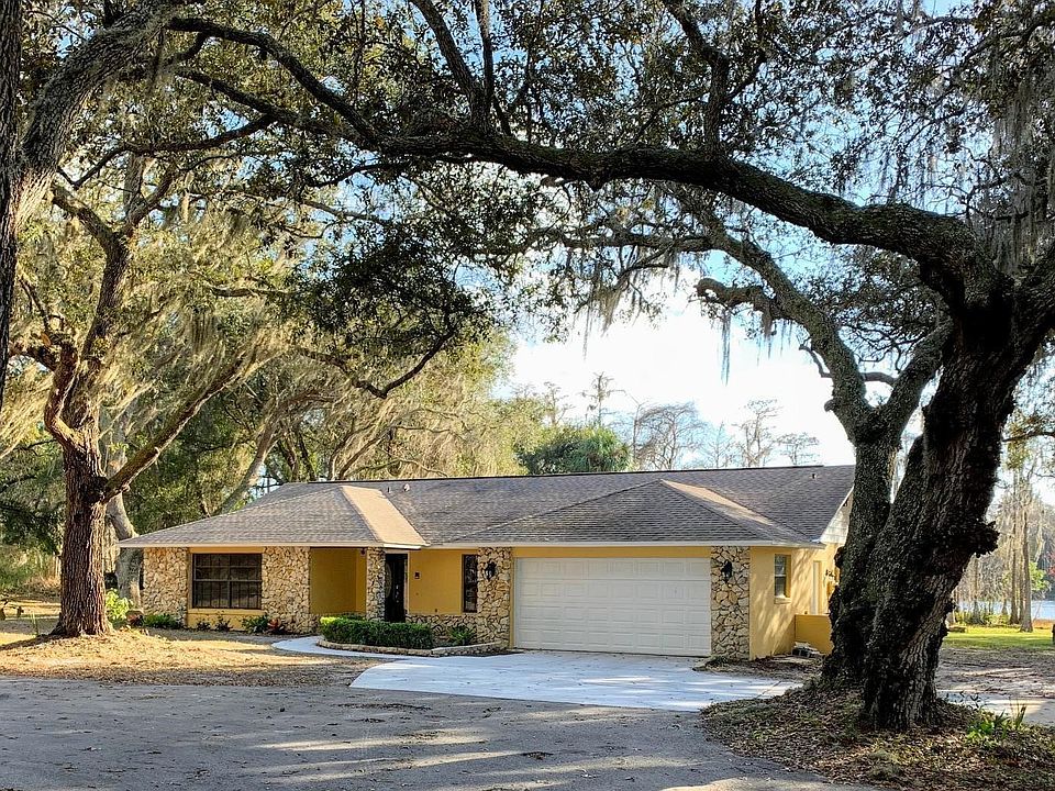 1st image of 5745 Oak Hollow Ln