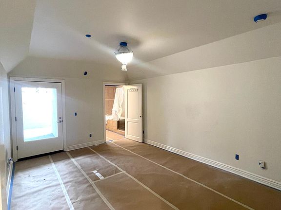 5th image of 1135 Rexford Dr #106