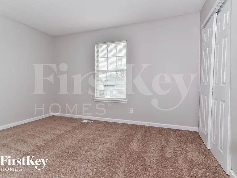 1116 Fontana Ct — Photo 11