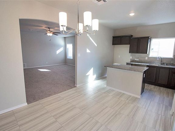 4th image of 13239 Emerald Hills St
