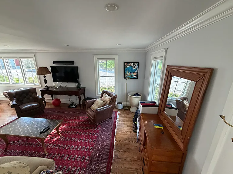 198 Cedar Ln — Photo 8