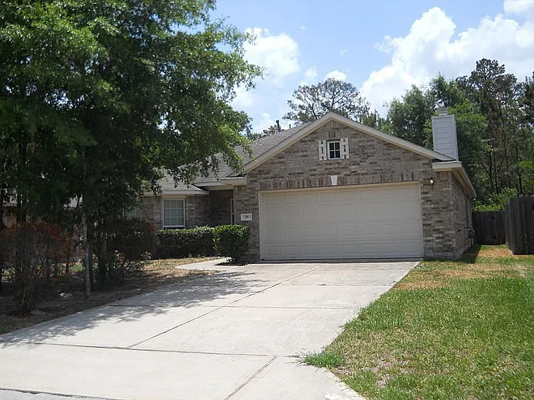 26 Prairie Oak Dr — Photo 1