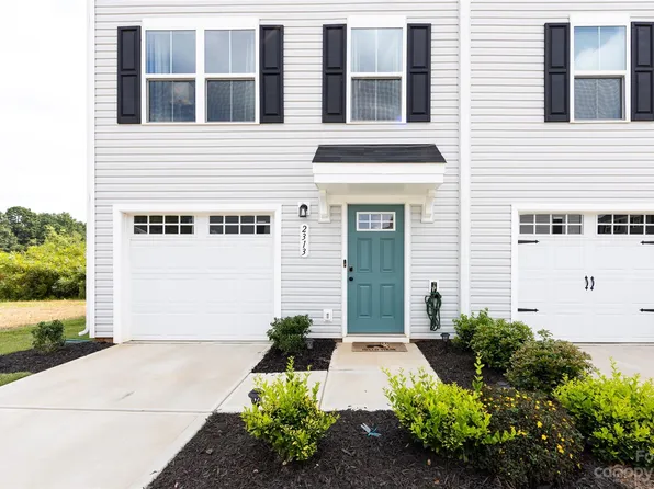 2313 Fathom Way, Charlotte, NC 28269