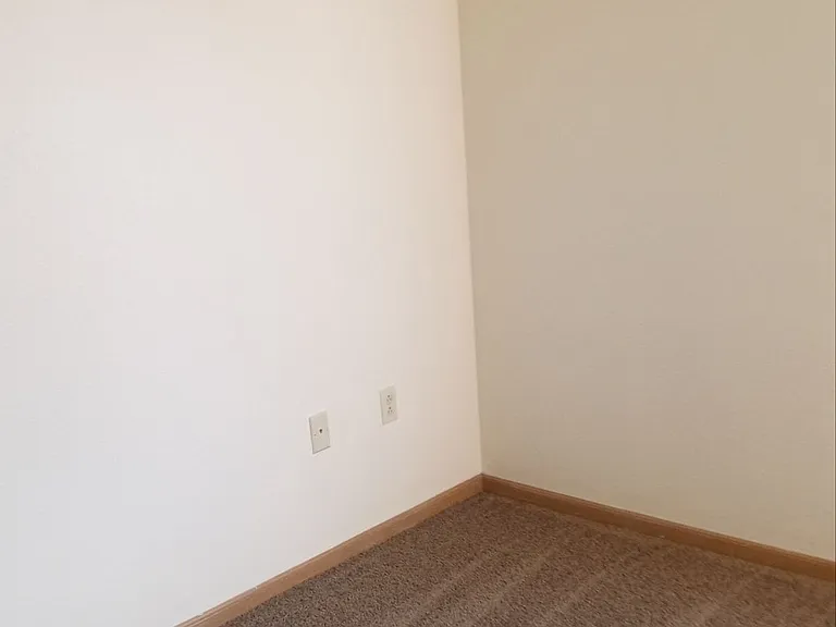 914 E Bancroft St — Photo 18