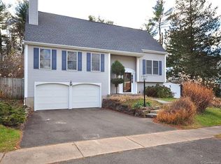 49 Giddings Ave, Windsor, CT 06095