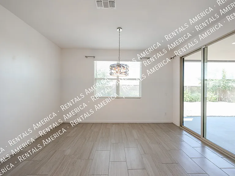 40622 W Williams Way — Photo 18