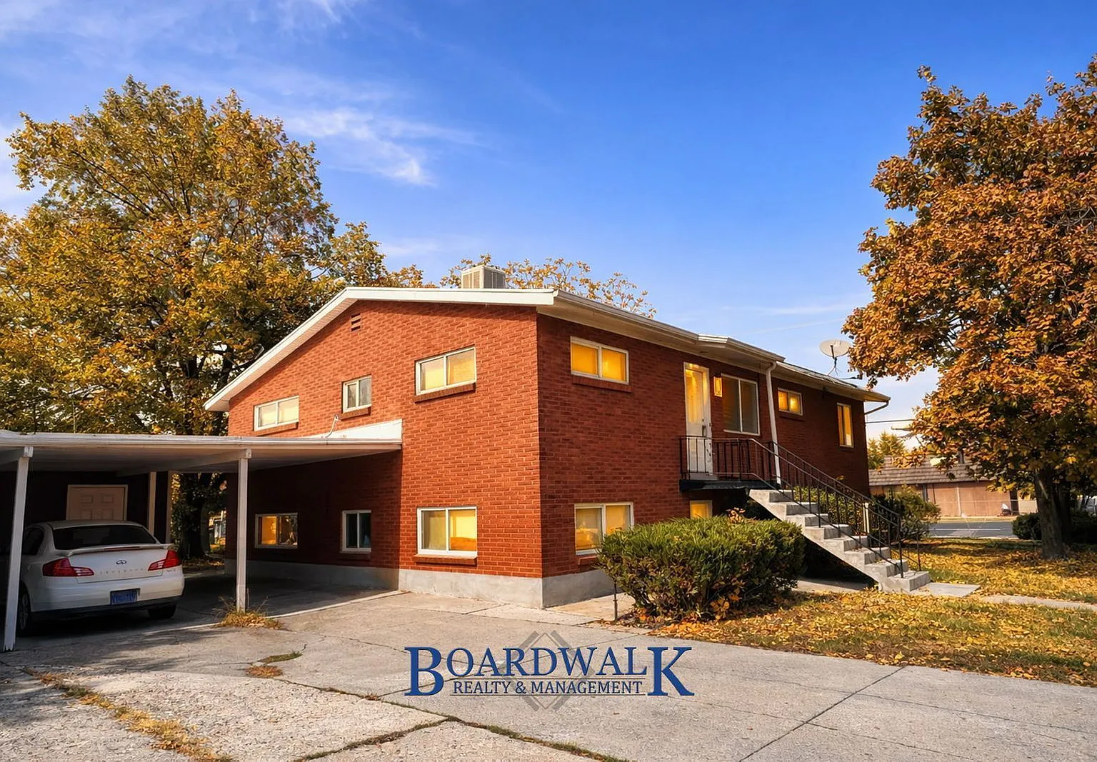 2 bed, 1.0 bath, 800 sqft, $1,200 — Photo 2