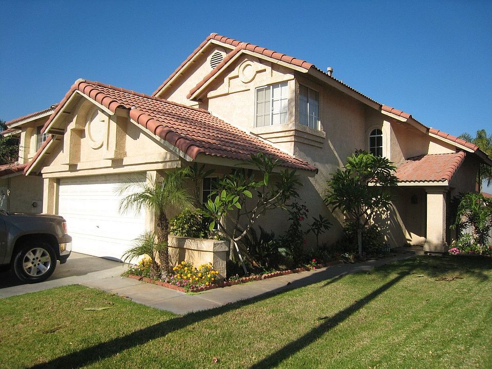 COMPLIMENTS OF PARK PLACE REAL ESTATE