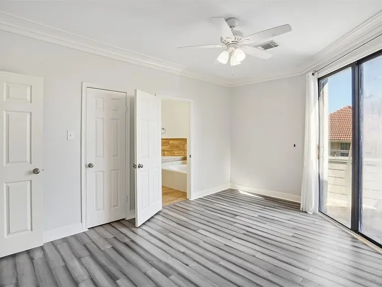 1725 Enterprise Ave — Photo 13