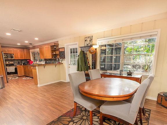 2nd image of 560 N Lake Pleasant Rd