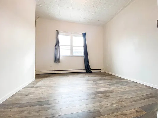 Rented by RealTegrity NY LLC | media 16