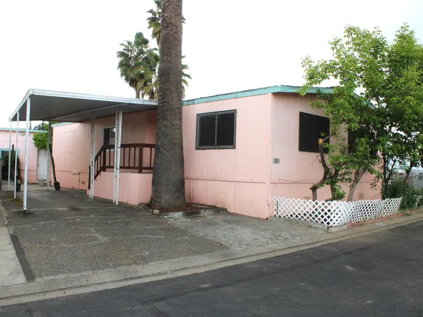 900 Old Stockton Rd Space 124, Oakdale, CA 95361