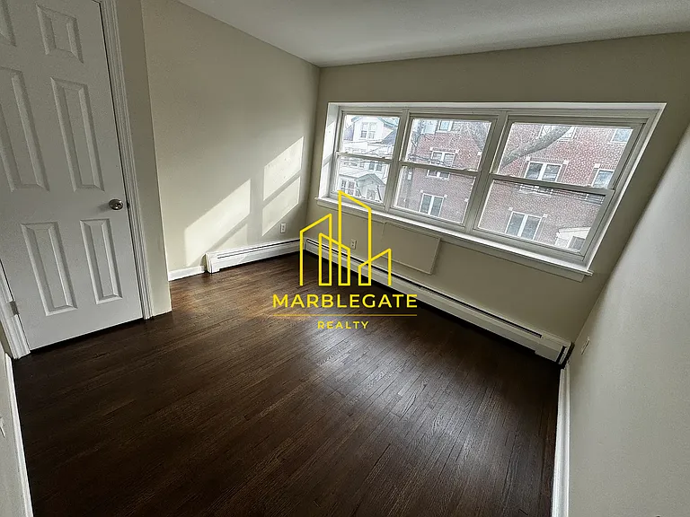 291 Wainwright St #200 — Photo 6