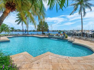 123 Yacht Club Way APT 206, Hypoluxo, FL 33462