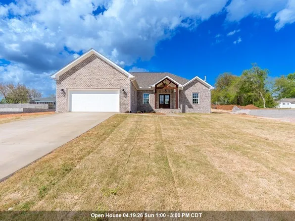 805 Michigan Ave, Muscle Shoals, AL 35661