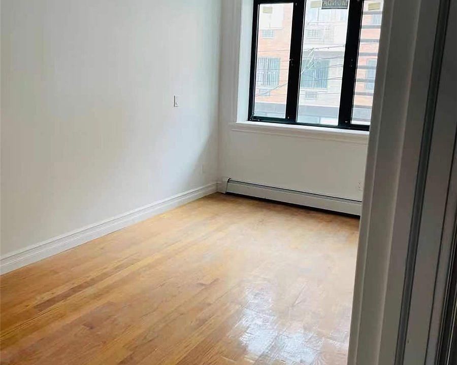 2nd image of 4116 Haight St #3A