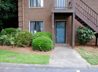 240 Ridge Forest Ct, Winston Salem, NC 27104