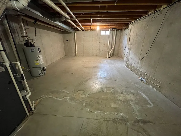 3914 Stone Hollow Dr — Photo 35