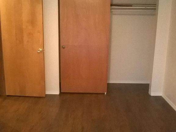 The bedroom 2 with closet