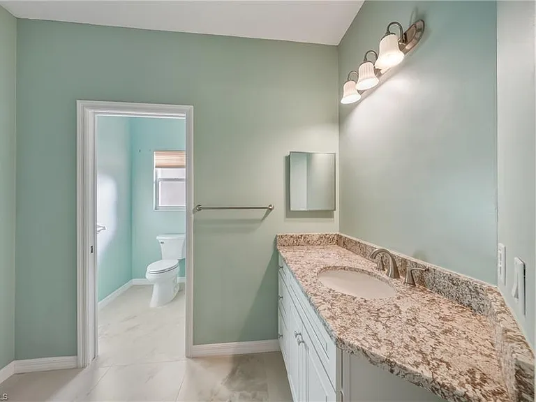 128 Heritage Way — Photo 35