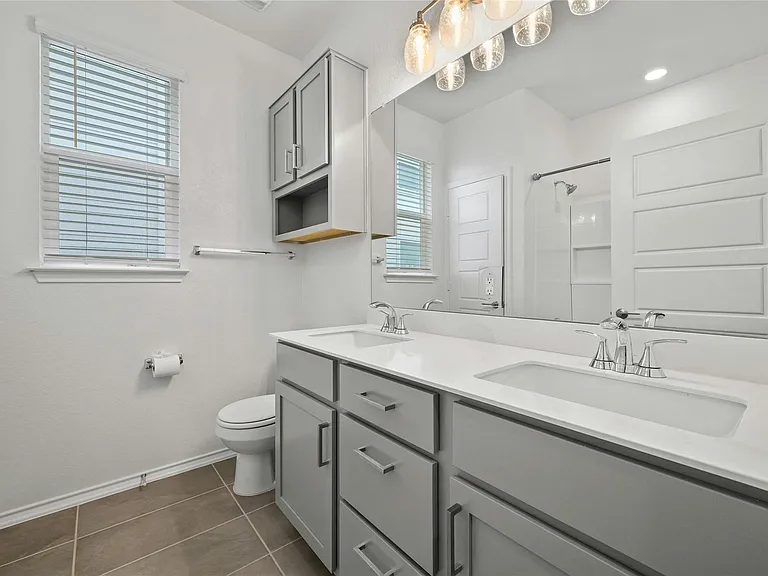 7712 Libretto Ln — Photo 25