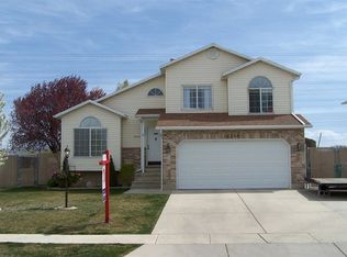 4744 S 3300 W, Roy, UT 84067